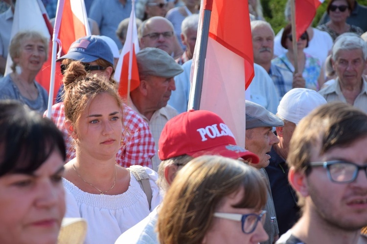 Protest przeciwko uwięzieniu ks. Olszewskiego