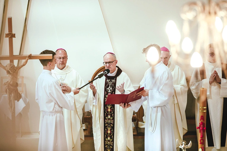 Msza św. w świątyni Wniebowzięcia NMP.  