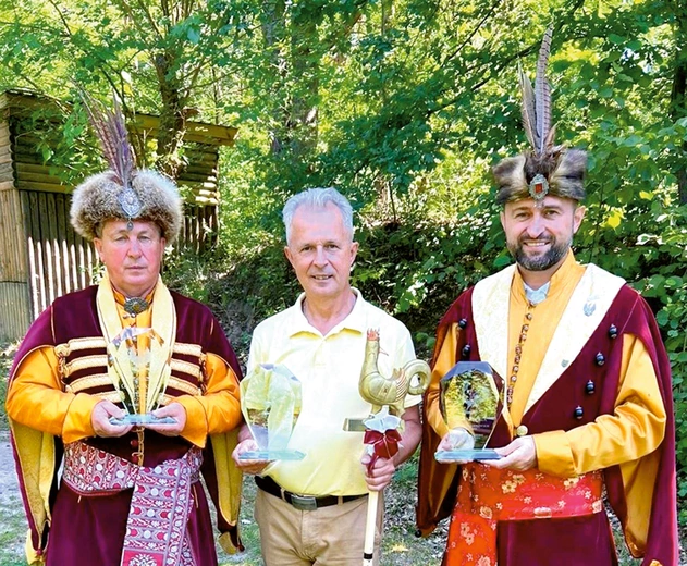 Zwycięski tytuł zdobył Sławomir Adamiec (w środku).