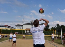 Pierwszy mecz rozegrali Łakomy Team i Akcja Katolicka.