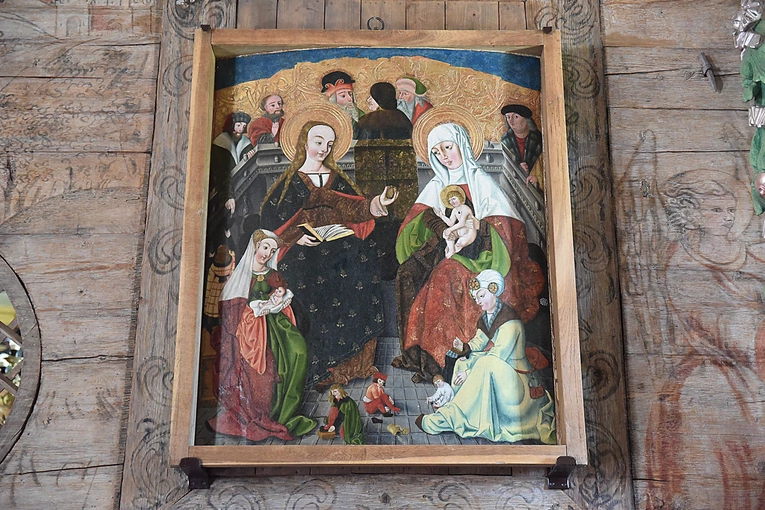 	Obraz św. Anny jest świadkiem bogatej, wielowiekowej historii miejscowości.
