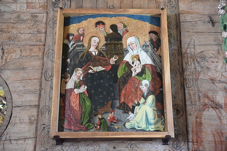 	Obraz św. Anny jest świadkiem bogatej, wielowiekowej historii miejscowości.