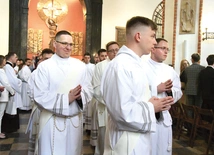 	Wielką radością dla sympatyków seminariów są święcenia kapłańskie.