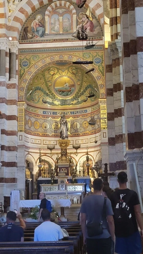 Puellae Orantes w Prowansji