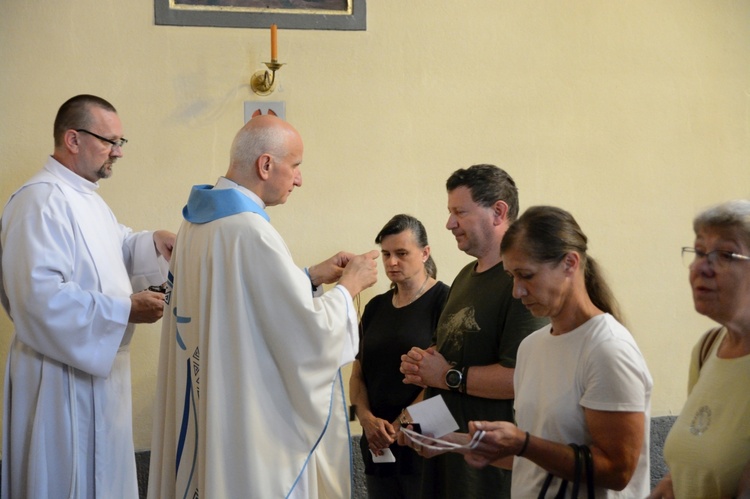 Przyjęcie szkaplerza karmelitańskiego