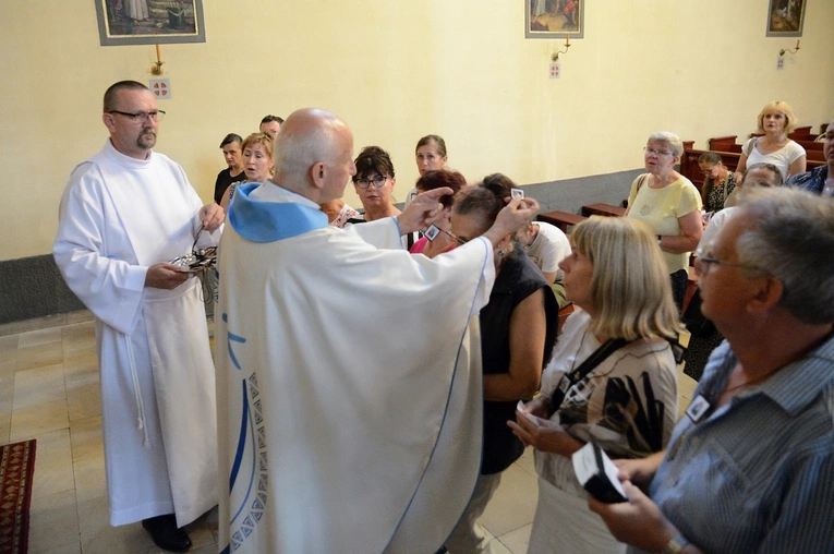 Przyjęcie szkaplerza karmelitańskiego