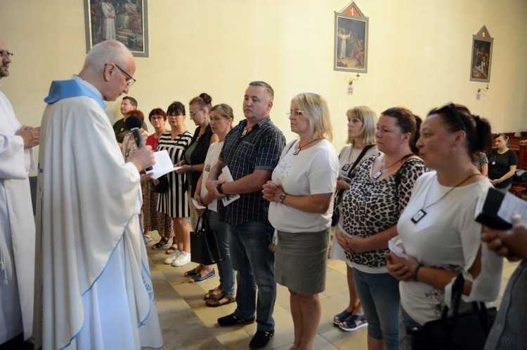 Przyjęcie szkaplerza karmelitańskiego