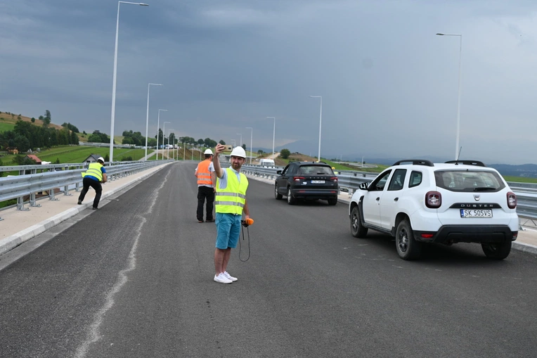 Nowa zakopianka widziana "z ziemi"