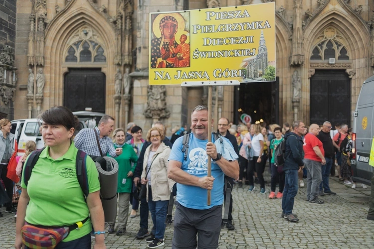 Pielgrzymka rozpocznie się 1 sierpnia od Mszy św. w świdnickiej katedrze.