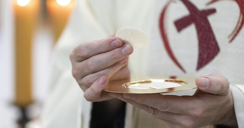 USA: odnowa Kościoła przez Eucharystię