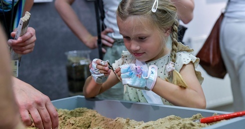 Wakacyjne warsztaty archeologiczne