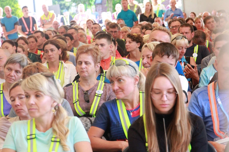 Początek II Rowerowej Pielgrzymki Tarnowskiej