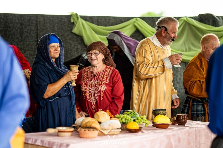 Skrzydlna. Misterium tajemnic światła