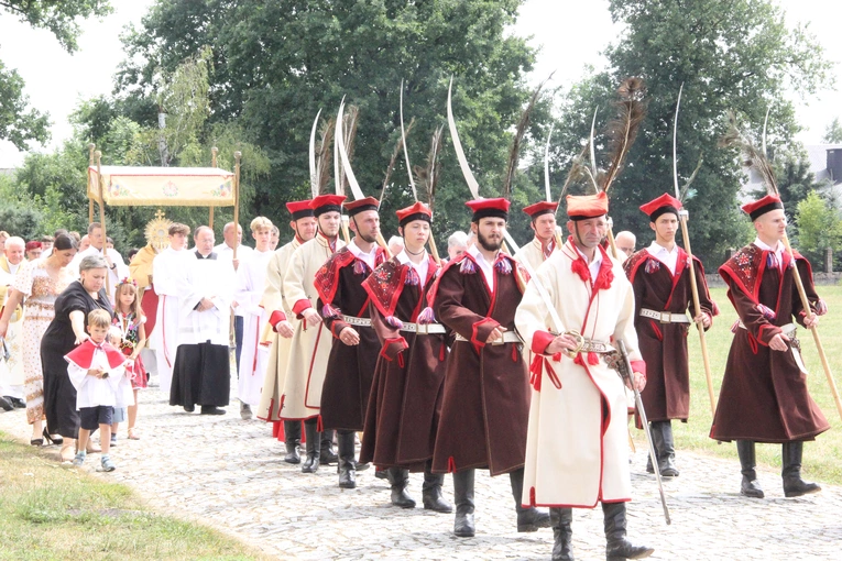 Strzelce Wielkie. Odpust z Ulmami