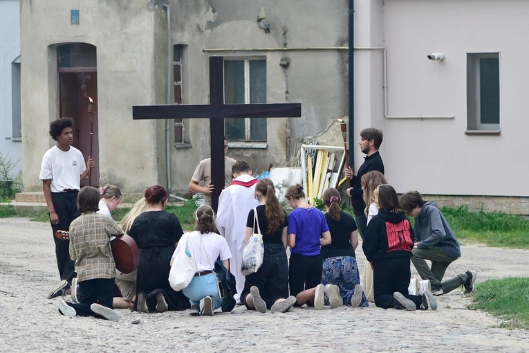 Już pierwsze łzy popłynęły