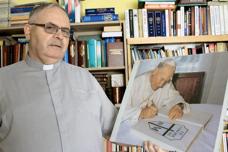 – To nie jest nakaz, Kościół tu niczego nie narzuca, ale zachęca do pewnej duchowej pracy, którą warto podjąć – podkreśla ks. kan. dr Zbigniew Kaniecki.