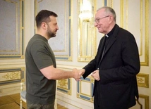 Kard. Parolin u prezydenta Zełenskiego: sprawiedliwy pokój dla Ukrainy