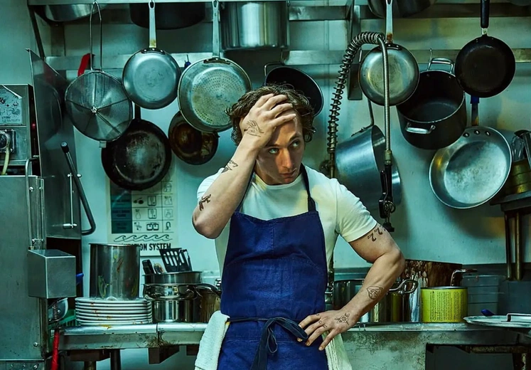 "The Bear"- serial, który dosłownie od kuchni opowiada o Ameryce Trumpa i Vance'a