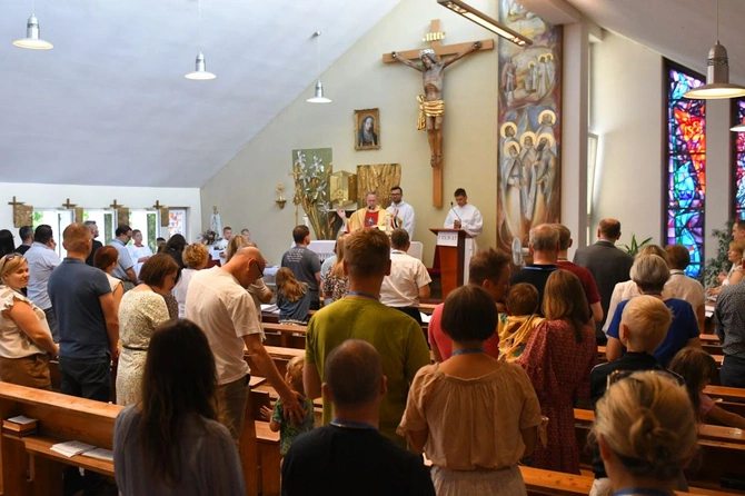 W Rokitnie trwa sesja o pilotowaniu kręgów Domowego Kościoła