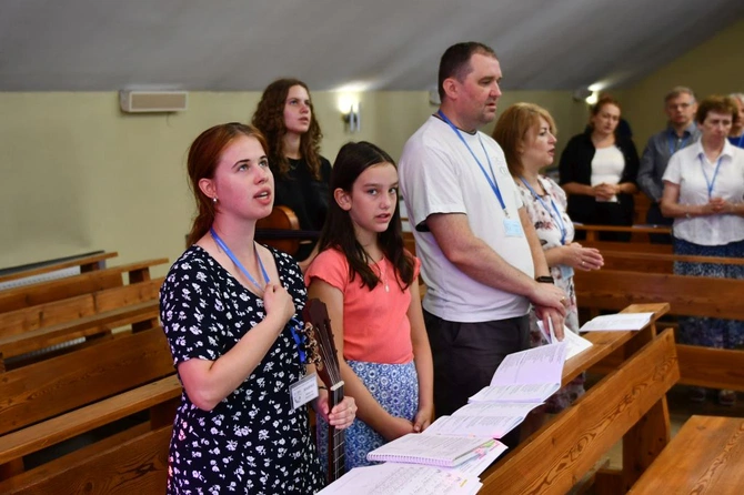 W Rokitnie trwa sesja o pilotowaniu kręgów Domowego Kościoła