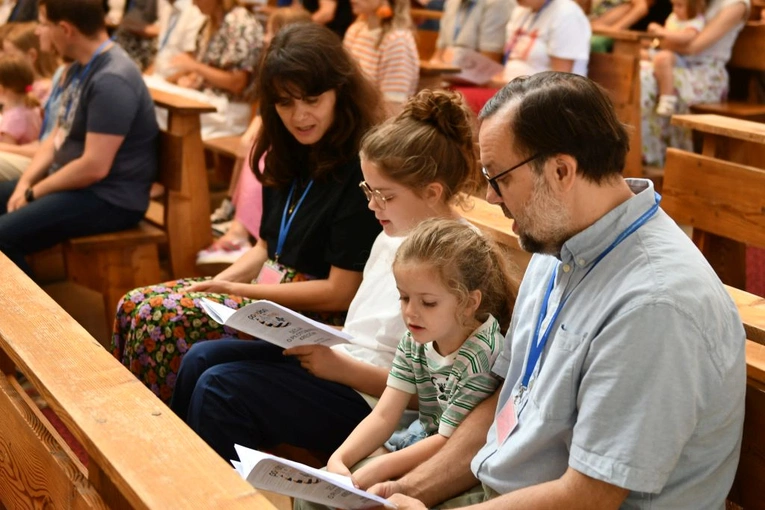 W Rokitnie trwa sesja o pilotowaniu kręgów Domowego Kościoła