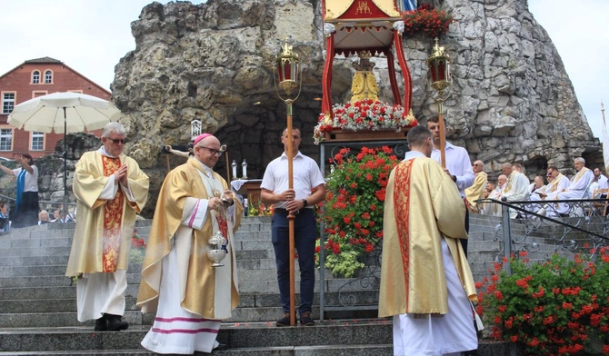 Kochani dziadkowie i osoby starsze, przyjmijcie słowo "dziękujemy"