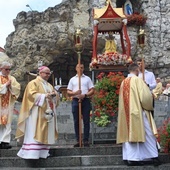 Kochani dziadkowie i osoby starsze, przyjmijcie słowo "dziękujemy"