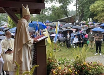 Abp Adrian Galbas przewodniczył uroczystościom odpustowym w kościele św. Anny w Oleśnie