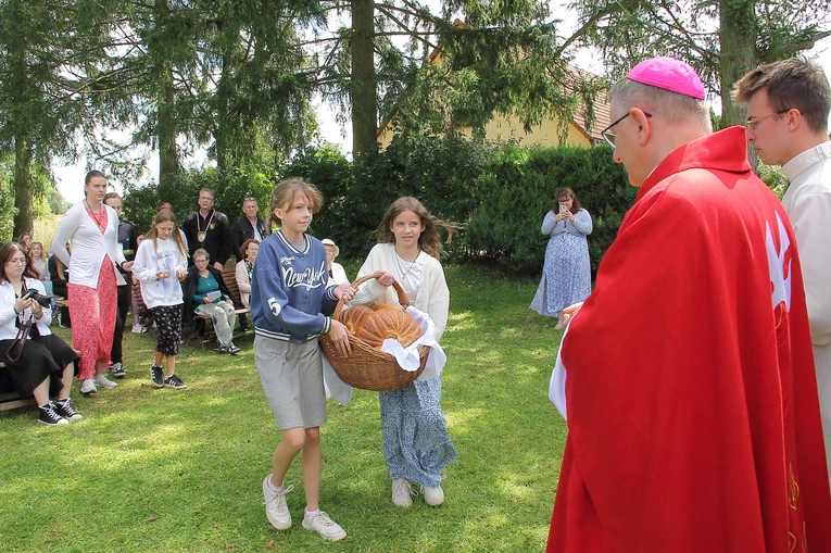 Łamanie sie chlebem