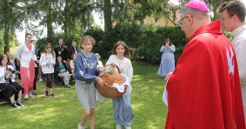 Łamanie sie chlebem