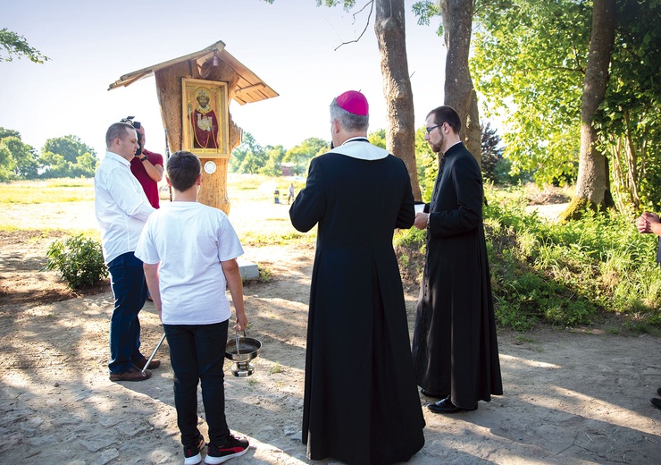 Uroczystościom przewodniczył bp Zbigniew Zieliński.