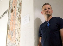 Wszystko, co konserwator do tej pory tu odnalazł, zrobił w czynie społecznym.