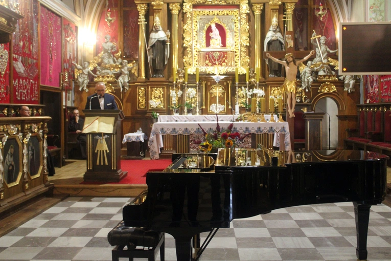 Obory. Mazurek i łzy