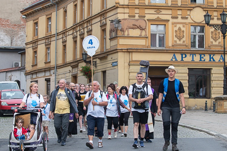 Start XXI Pieszej Pielgrzymki Świdnickiej