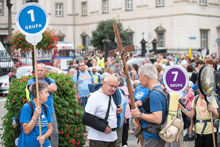 Start XXI Pieszej Pielgrzymki Świdnickiej