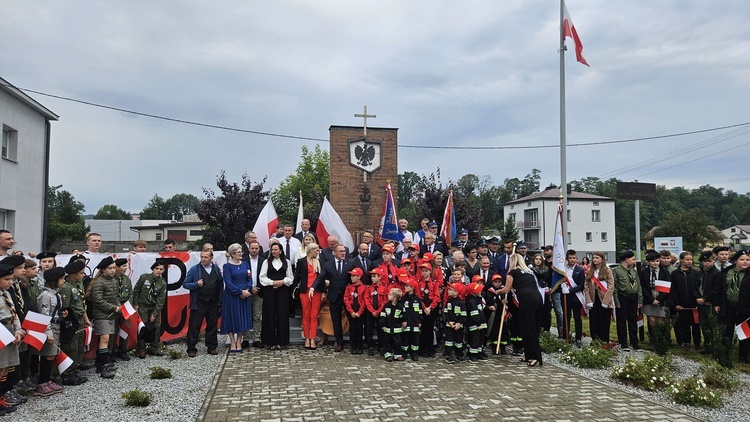 Rocznica Powstania Warszawskiego w Jadownikach