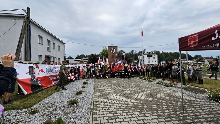 Rocznica Powstania Warszawskiego w Jadownikach