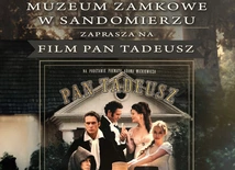 Plenerowa projekcja filmu "Pan Tadeusz"