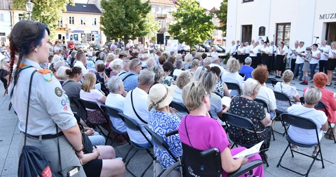 Przasnysz. Piosenki na cześć powstańców warszawskich