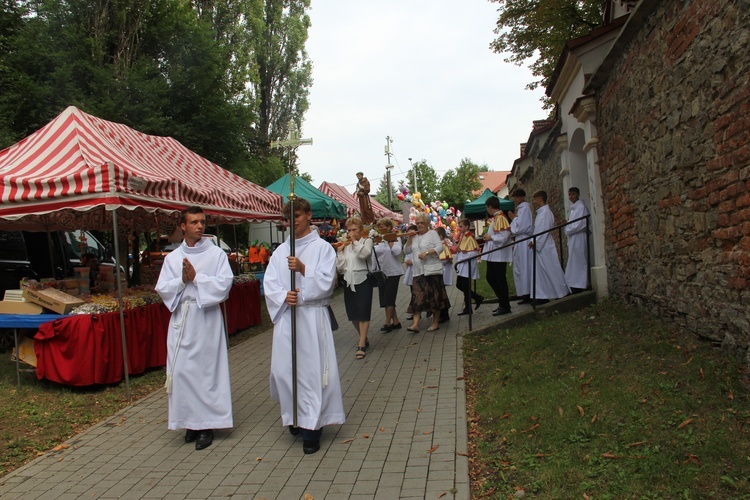 Inauguracja Kaplicy Wieczystej Adoracji i odpust Porcjunkuli u franciszkanów w Wieliczce