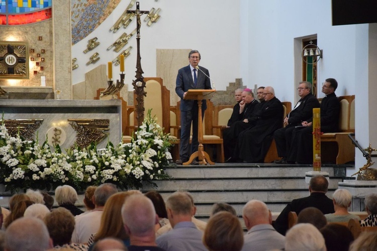 Poświęcenie pomnika Prymasa Tysiąclecia w Radomiu