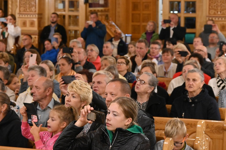 V Wieczornica z Wyszyńskim