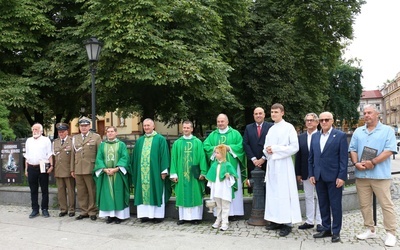 Pamięci kapelanów wojskowych - ofiar zbrodni katyńskiej