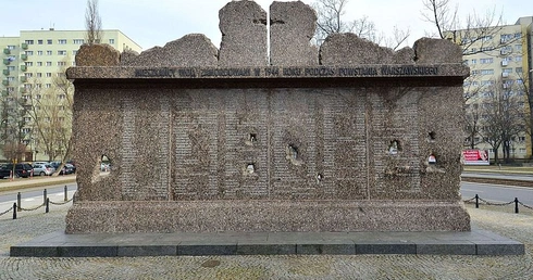 Pomnik ofiar rzezi Woli