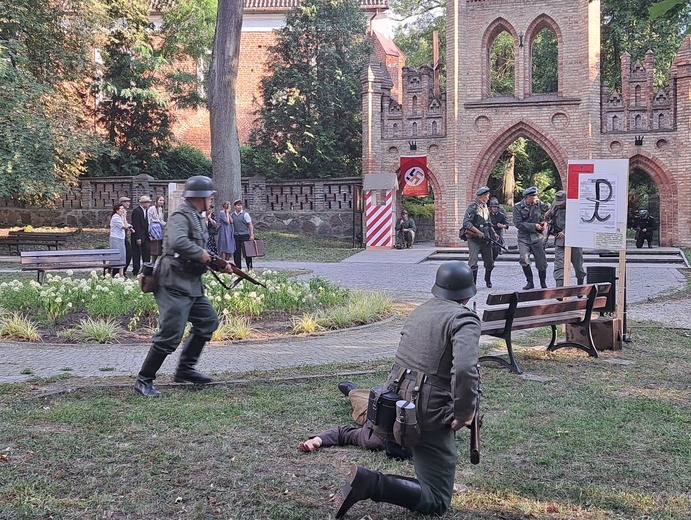 Ciechanów. W rocznicę wybuchu powstania warszawskiego