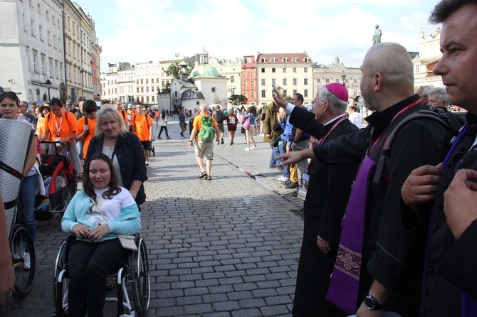 Wyjście 44. Pieszej Pielgrzymki Krakowskiej z Wawelu na Jasną Górę