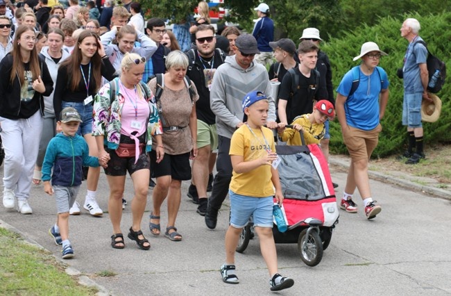 Pątnicy już w drodze