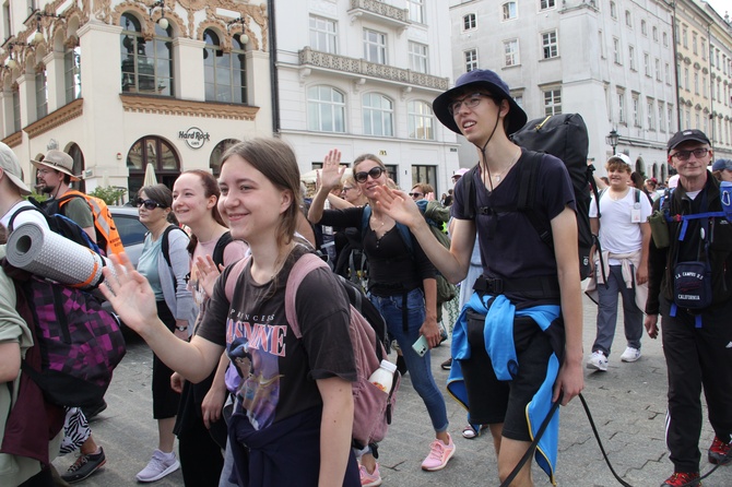 Wyjście 44. Pieszej Pielgrzymki Krakowskiej z Wawelu na Jasną Górę