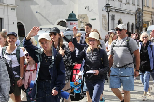 Wyjście 44. Pieszej Pielgrzymki Krakowskiej z Wawelu na Jasną Górę