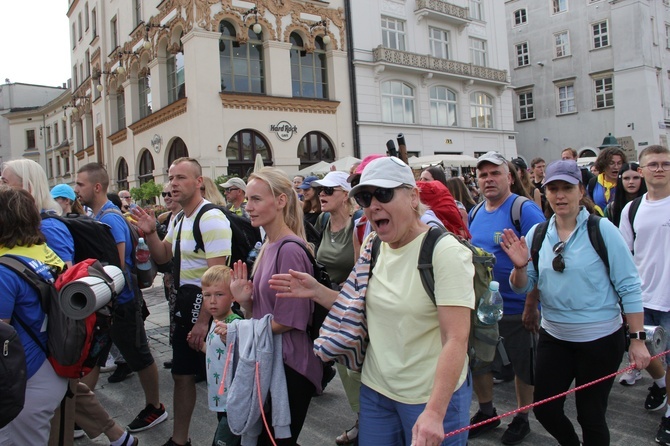 Wyjście 44. Pieszej Pielgrzymki Krakowskiej z Wawelu na Jasną Górę